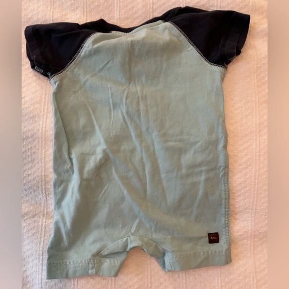 Tea Collection 3-6M Shortie Romper - Picture 3 of 3